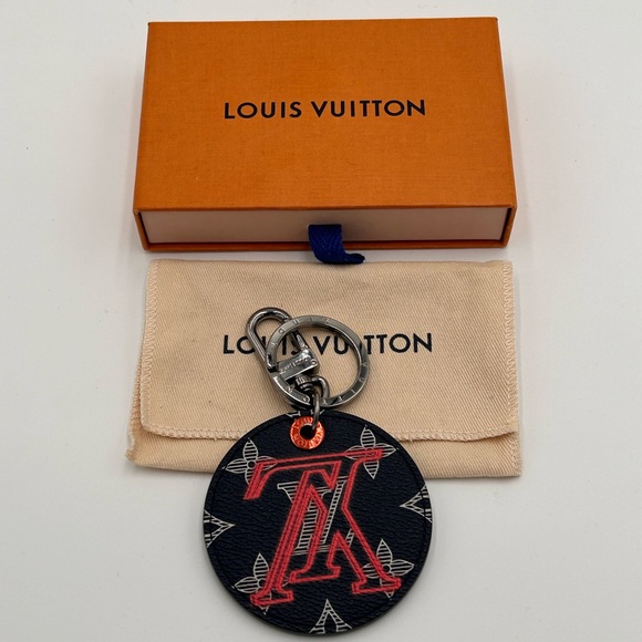 Louis Vuitton Handbags - LOUIS VUITTON Limited Edition Upside Down Round Illustre Bag Charm/Keyring